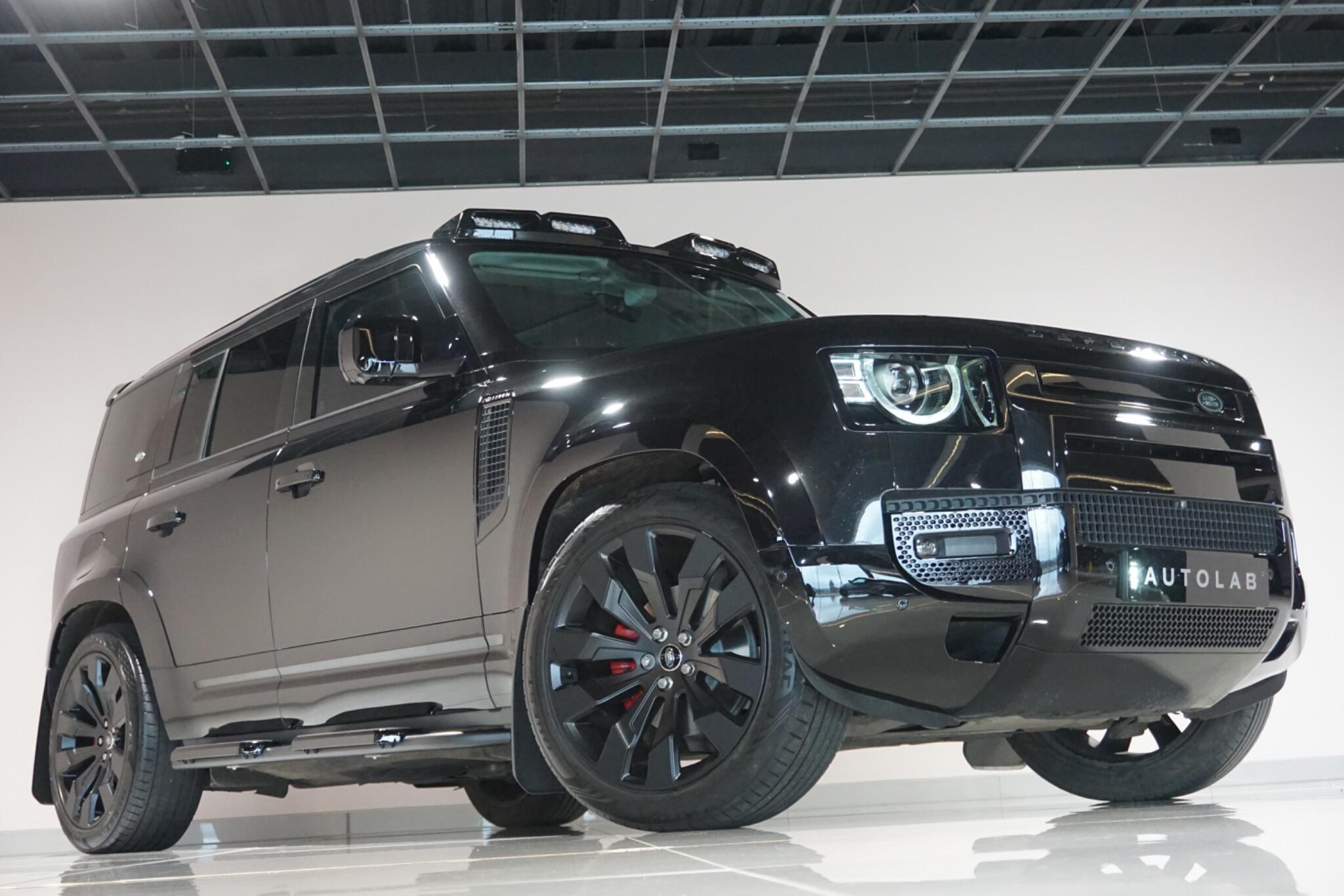 Land Rover Defender 110 3.0 D250 MHEV SE SUV 5dr Diesel Auto 4WD Euro 6 (s/s) (250 ps)